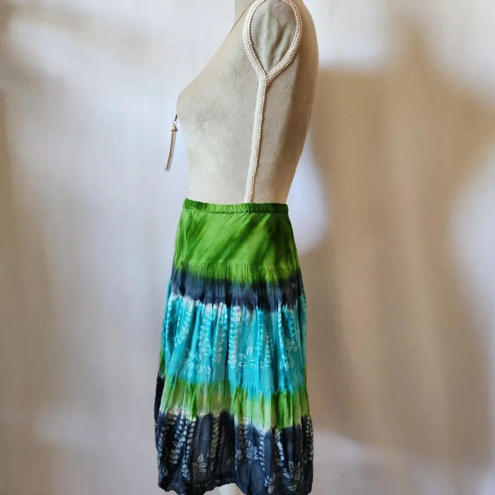 Lola P Women's Size 18 Tie Dye Crochet Lace Gauzy Elastic Waist Lined Midi Skirt
